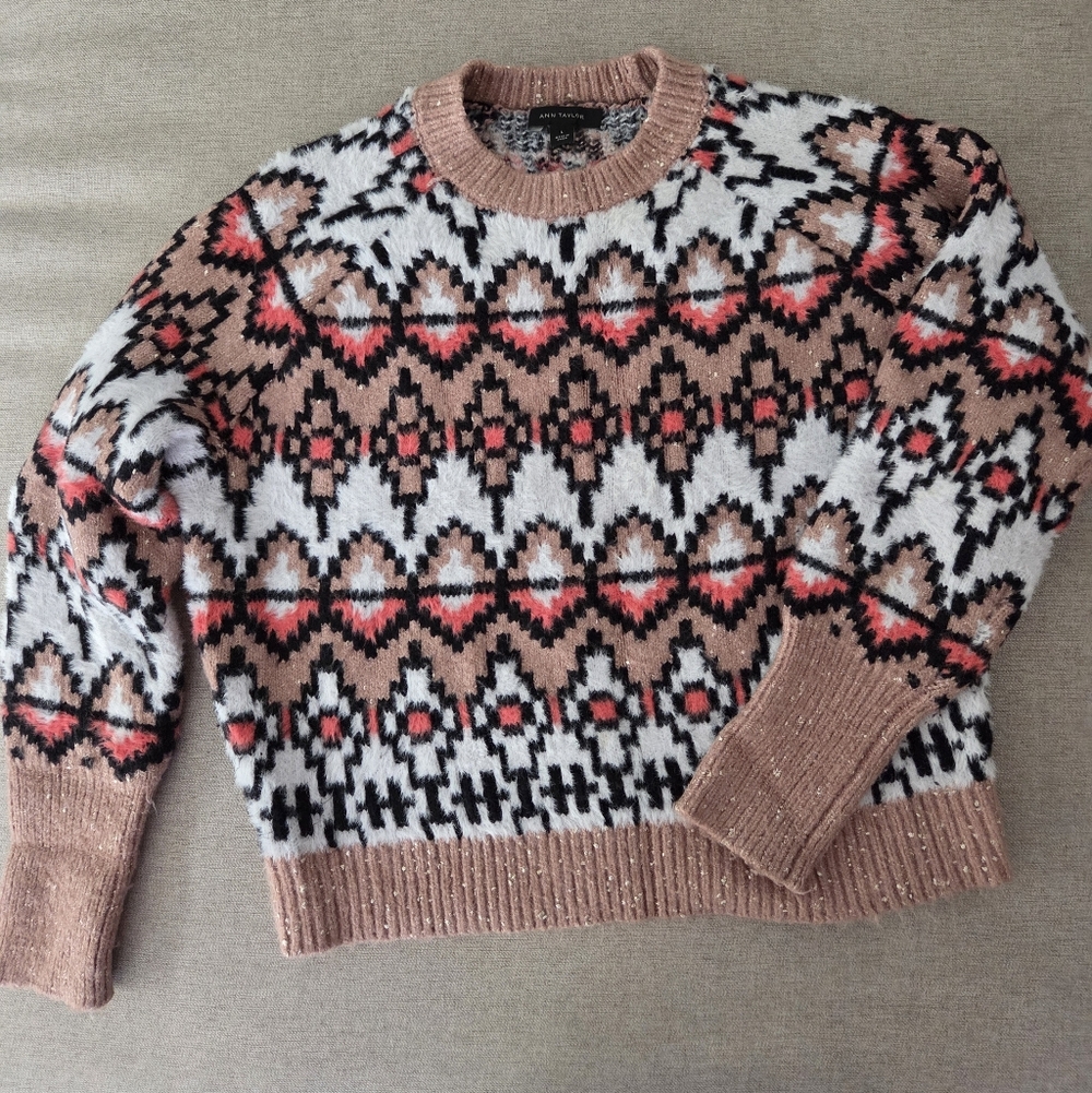 Ann Taylor Geometric Brown and White Crewneck Sweater